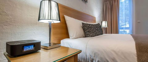 COMFORT INN COACH AND BUSHMANS - ACT Tourism 3