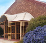 Chardonnay Lodge - ACT Tourism
