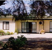 Casuarina Cabins - ACT Tourism
