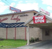 Abode Thomas Lodge - ACT Tourism