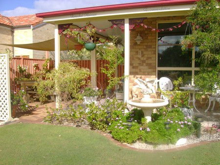 Angels Beach Lodge - ACT Tourism 1