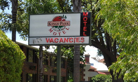 Kings Park Motel - ACT Tourism 0