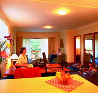 Oxley Court Serviced Apartments - ACT Tourism