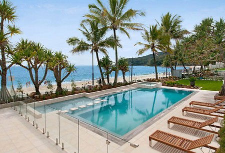 Fairshore Beachfront Apartments - ACT Tourism 0