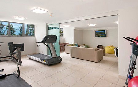 Fairshore Beachfront Apartments - ACT Tourism 2