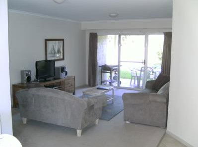 Absolute Beachfront Opal Cove Resort - ACT Tourism 4