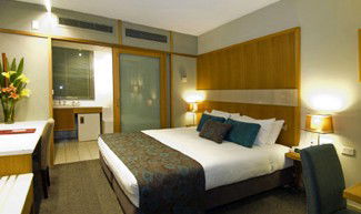 Downtowner On Lygon - ACT Tourism 0