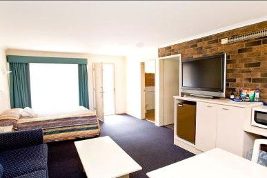 Comfort Inn Big Windmill - ACT Tourism 2