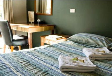 City Crown Lodge - ACT Tourism 1