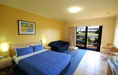 Seaview Motel & Apartments - ACT Tourism 2