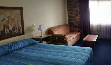 Lancaster Court Motel - ACT Tourism 2