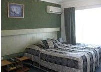 Hanging Rock Family Motel - ACT Tourism 2