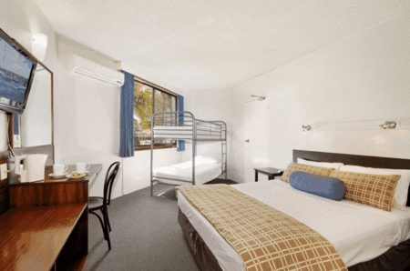 East Port Motor Inn - ACT Tourism 4