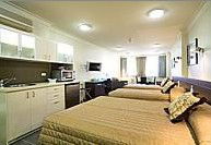 Hyde Park Inn - ACT Tourism 2