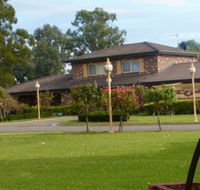 Carriage House Motor Inn - ACT Tourism