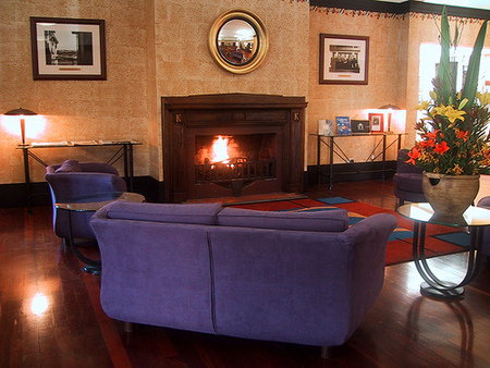 Hotel Kurrajong - ACT Tourism 0