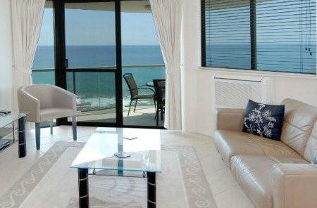 Malibu Mooloolaba - ACT Tourism 0
