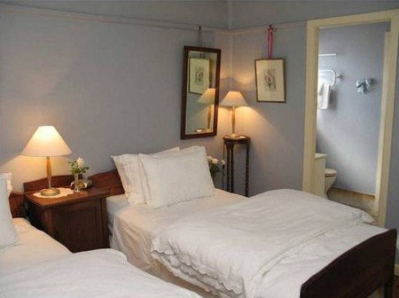 Dural House At Round - ACT Tourism 1