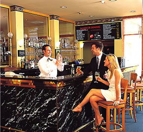 Chifley On South Terrace - ACT Tourism 3