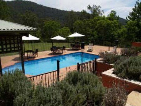 Bandusia Country Retreat - ACT Tourism 3