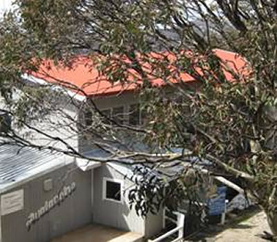 Avalanche Ski Lodge - ACT Tourism 1