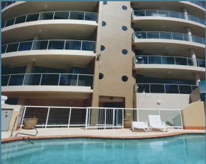 Sails Apartments - ACT Tourism 6