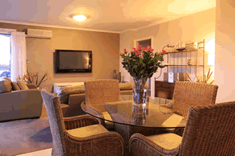 Sails Apartments - ACT Tourism 7