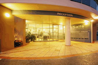 Sails Apartments - ACT Tourism 9