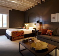 Harbour Rocks Hotel - ACT Tourism