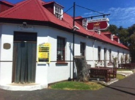 Caledonian Inn Hotel Motel - ACT Tourism 1
