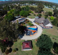 Greenvale Holiday Units - ACT Tourism