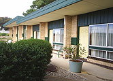 HIWAY 8 MOTOR INN - ACT Tourism 2