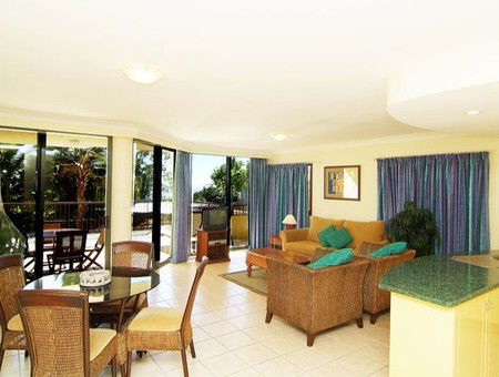 Waters Edge Resort - ACT Tourism 2