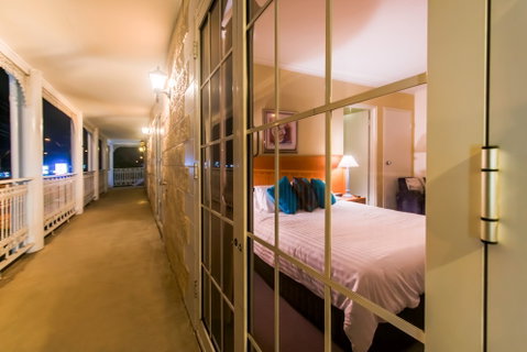 White Lace Motor Inn - ACT Tourism 3