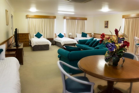 White Lace Motor Inn - ACT Tourism 4