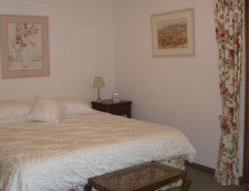 Nthaba Cottage - ACT Tourism 1