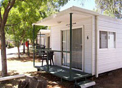 Stuart Caravan Park - ACT Tourism 3