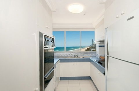 Beachside Tower - ACT Tourism 3