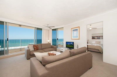 Beachside Tower - ACT Tourism 8