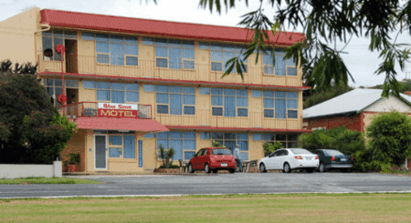 Blue Seas Motel - ACT Tourism 2