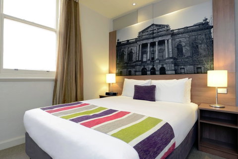 Mercure Grosvenor Hotel Adelaide - ACT Tourism 2