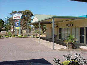 Ceduna Motor Inn - ACT Tourism 0