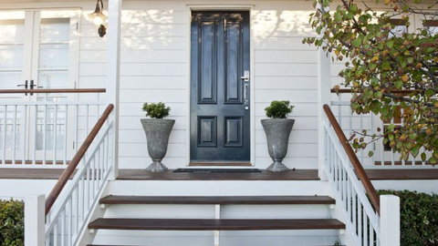 The Summer House - ACT Tourism 6