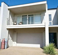 Nautilus at Port Elliot - ACT Tourism