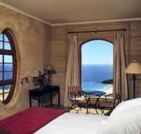LifeTime Private Retreats - ACT Tourism