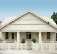 Seaside Semaphore Holiday Accommodation - ACT Tourism