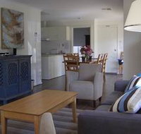 Saltaire Yellow - ACT Tourism