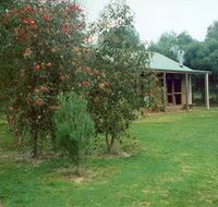 Murray's Country Cottages - ACT Tourism