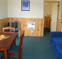 Driftwood Strahan Villas - ACT Tourism