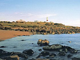 George Town Motor Inn - ACT Tourism 0